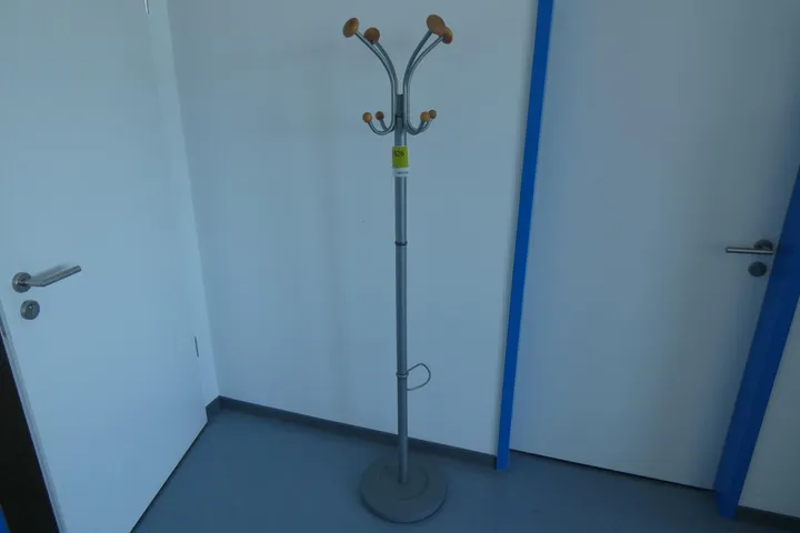 Garderobenständer